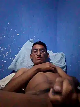 Snapshot of pervextre chatting on October 23, 8:29 pm pervextre online show from October 23, 8:29 pm