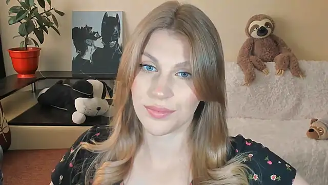 Snapshot of JuliaMuuun chatting on September 11, 10:15 am JuliaMuuun online show from September 11, 10:15 am