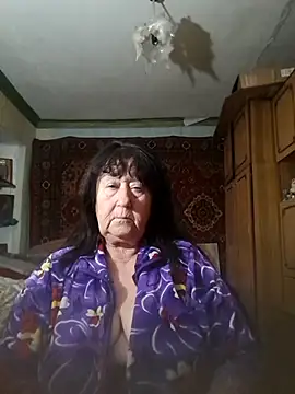 CrystalLime6411 online show from September 26, 4:22 pm