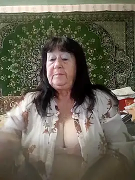 CrystalLime6411 online show from October 3, 5:48 am