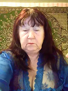 Snapshot of CrystalLime6411 chatting on February 21, 10:55 pm CrystalLime6411 online show from February 21, 10:55 pm