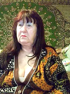 Snapshot of CrystalLime6411 chatting on February 28, 6:20 pm CrystalLime6411 online show from February 28, 6:20 pm