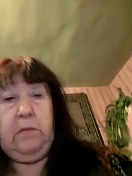 CrystalLime6411 online show from March 23, 3:54 am