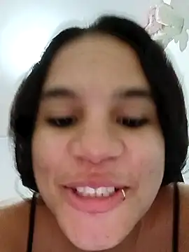 Snapshot of Little-Pussy-Sweet chatting on September 18, 1:40 am Little-Pussy-Sweet online show from September 18, 1:40 am