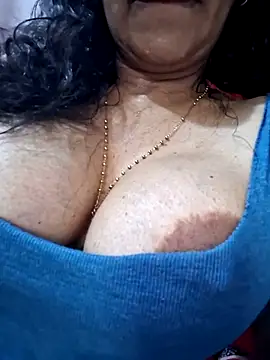 Snapshot of floresblancas chatting on February 4, 10:26 pm floresblancas online show from February 4, 10:26 pm