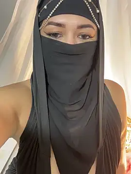 Amyraa  online show from September 11, 2:33 am