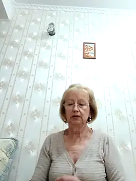 AlikaSwan5821 online show from September 30, 7:41 pm