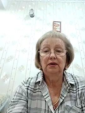 AlikaSwan5821 online show from December 1, 8:36 pm