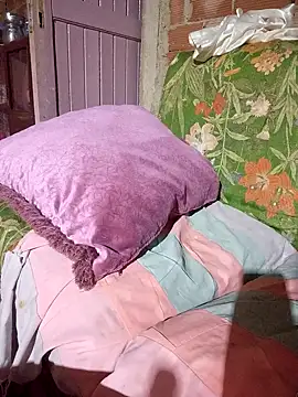 Snapshot of jojo1986No chatting on October 23, 10:08 pm jojo1986No online show from October 23, 10:08 pm