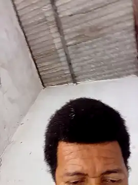 moreno25centimetro online show from February 14, 2:47 pm