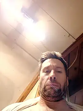 Snapshot of Edging2Porn76 chatting on February 28, 6:09 pm Edging2Porn76 online show from February 28, 6:09 pm