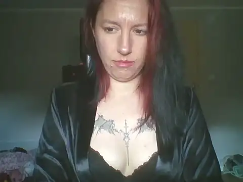 Snapshot of JudyFetish chatting on September 17, 7:10 am JudyFetish online show from September 17, 7:10 am