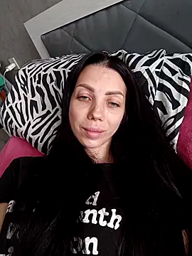 Snapshot of Princessa99885 chatting on October 13, 12:05 pm Princessa99885 online show from October 13, 12:05 pm