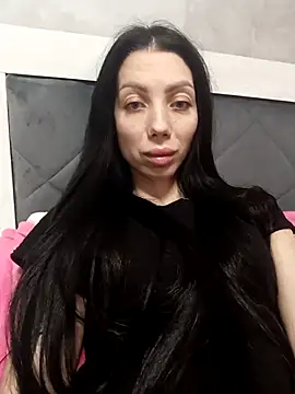 Snapshot of Princessa99885 chatting on March 7, 5:43 pm Princessa99885 online show from March 7, 5:43 pm
