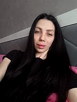 Snapshot of Princessa99885 chatting on March 27, 7:25 am Princessa99885 online show from March 27, 7:25 am