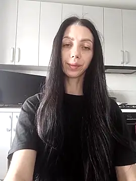 Snapshot of Princessa99885 chatting on April 9, 6:41 am Princessa99885 online show from April 9, 6:41 am