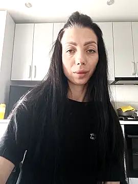 Snapshot of Princessa99885 chatting on May 19, 6:42 am Princessa99885 online show from May 19, 6:42 am