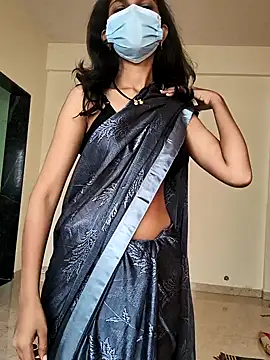 Shivani2002 online show from December 2, 8:30 am