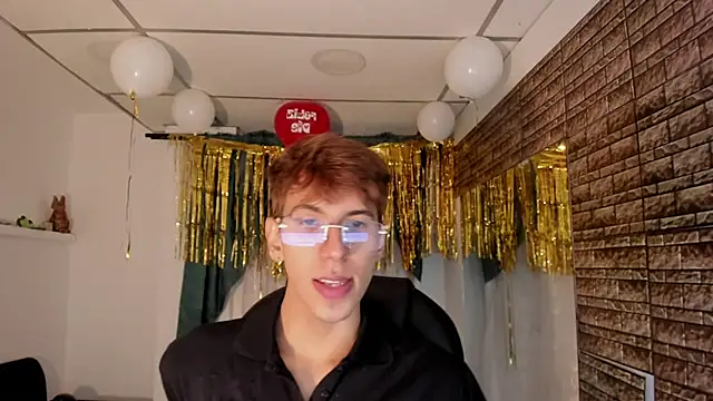 Angelicious Boy online show from September 19, 3:41 am