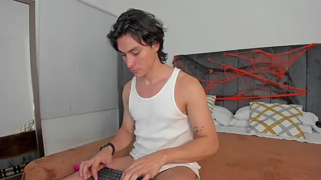 AlexanderHall online show from October 28, 12:58 am