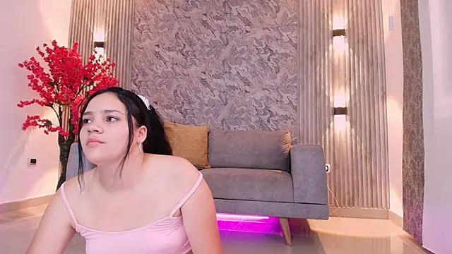 karlie small online show from September 11, 7:47 pm