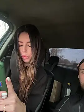 Snapshot of Oksiandfray chatting on October 9, 1:42 pm Oksiandfray online show from October 9, 1:42 pm