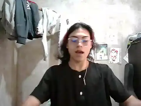 Snapshot of dirty_model chatting on April 26, 7:22 pm dirty model online show from April 26, 7:22 pm