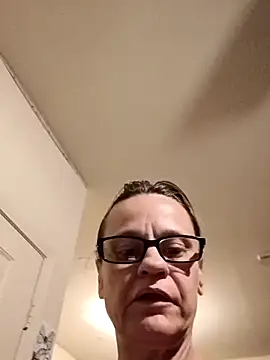 Snapshot of PremiumKitty chatting on March 1, 1:51 am PremiumKitty online show from March 1, 1:51 am