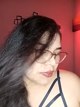 Snapshot of Diamily chatting on October 22, 4:02 am Diamily online show from October 22, 4:02 am