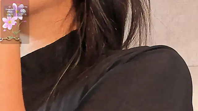 VioletHilton online show from November 20, 7:46 pm