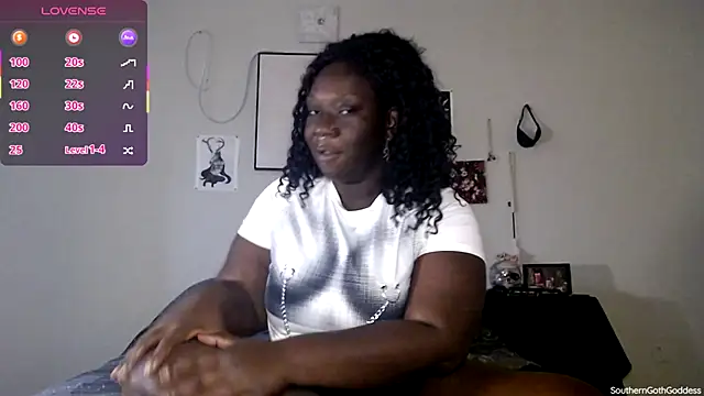 Snapshot of SGGoddess chatting on October 17, 10:12 pm SGGoddess online show from October 17, 10:12 pm