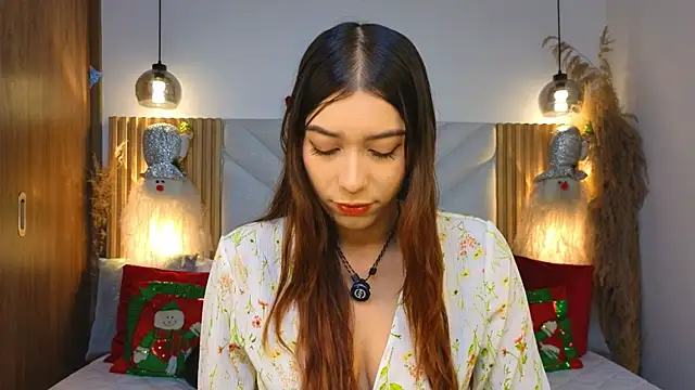 lila min online show from November 7, 2:17 pm