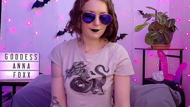 mistressannafoxx online show from January 16, 10:03 pm