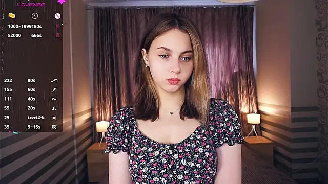 NylaNadler online show from October 4, 6:11 am