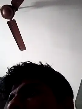 Snapshot of kjohn20 chatting on February 11, 9:47 am kjohn20 online show from February 11, 9:47 am