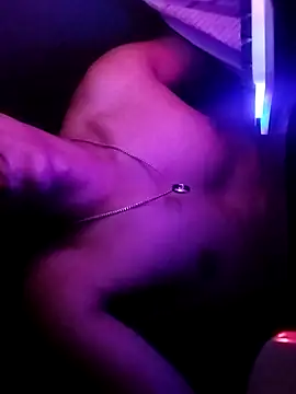 Snapshot of kjohn20 chatting on February 20, 5:46 pm kjohn20 online show from February 20, 5:46 pm