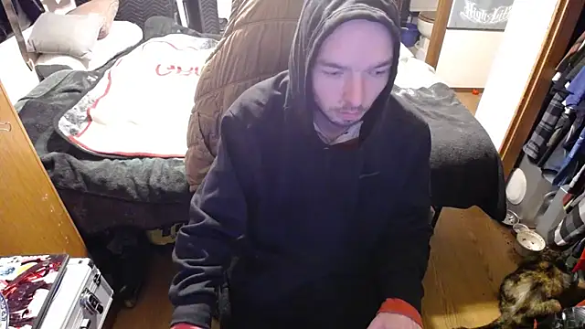 Snapshot of womenhateme69 chatting on February 22, 1:40 am womenhateme69 online show from February 22, 1:40 am