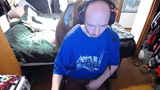 Snapshot of womenhateme69 chatting on March 21, 10:53 am womenhateme69 online show from March 21, 10:53 am