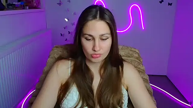 Snapshot of Stefanie_Sweet chatting on June 16, 5:21 am Stefanie Sweet online show from June 16, 5:21 am