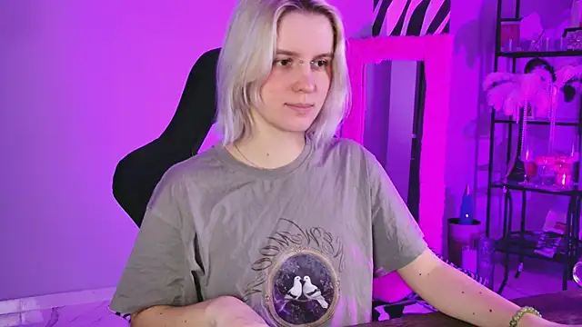 BethanyCloud online show from March 12, 2:29 am