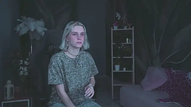 BethanyCloud online show from April 17, 5:21 am