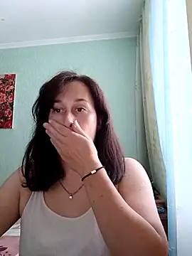 Amandda  online show from July 17, 9:38 am