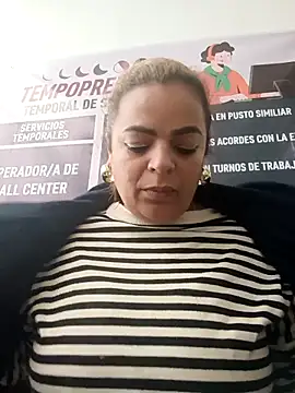 Mia-Glow online show from November 15, 12:23 pm