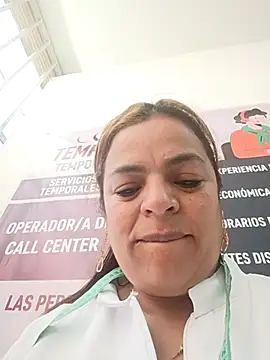 Mia-Glow online show from November 26, 12:17 pm