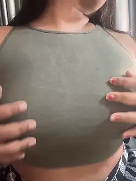 Maggi-is-back online show from October 19, 2:23 am