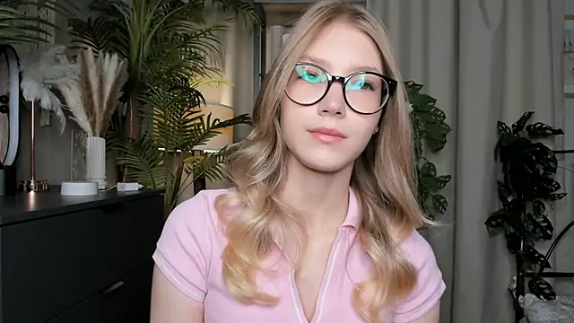 ChinBonnell online show from September 25, 5:44 am