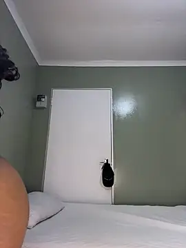 Snapshot of Sexy_blackwoman chatting on July 4, 6:36 pm Sexy blackwoman online show from July 4, 6:36 pm