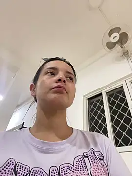 Mia jhoonson online show from February 5, 11:53 pm