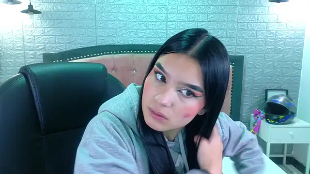 Natalie loffreda online show from January 14, 3:23 am