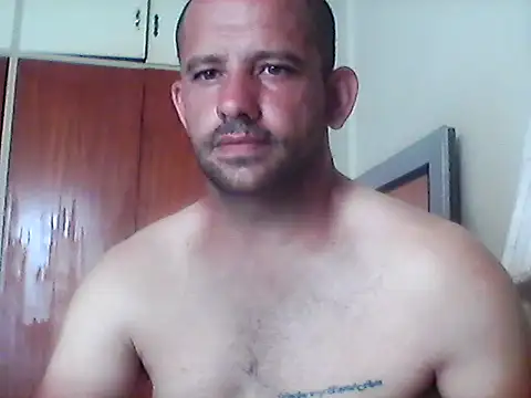 Snapshot of Lekewarmele chatting on January 14, 2:55 pm Lekewarmele online show from January 14, 2:55 pm